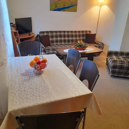 Apartman Kala *
